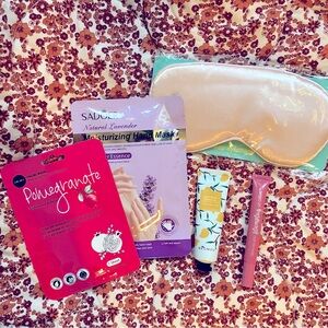 Skincare and Relaxation Set with Masks Handcream & Revlon Lip Plumper 530 Peony